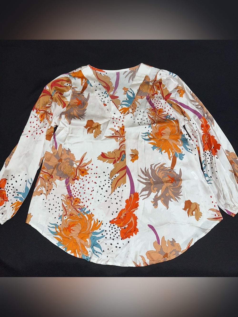 Fall Floral V-Neck Long Sleeve Blouse in White and‎ Orange ladies medium autumn